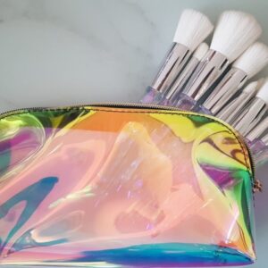 Kiss Wow Club Holographic Crystal Prism Make-up Brush Set with Holographic Makeup Bag – White